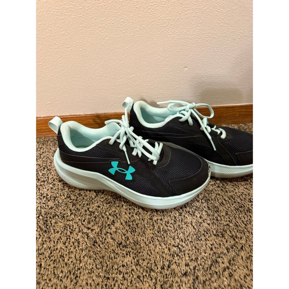 Under Armour Charged Assert 11 Wide Youth 6Y Black Mint Running Shoes
